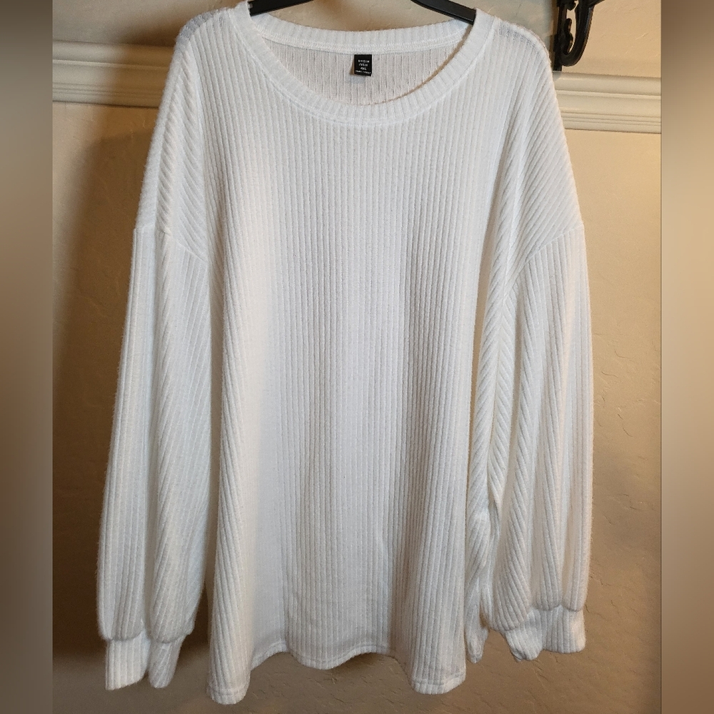 White Ribbed Sweatshirt